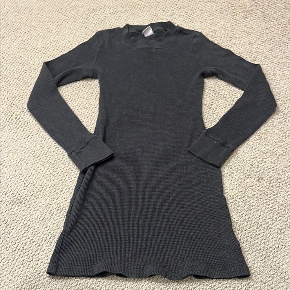 Aritzia TNA Thermal Dress - Size M - Picture 2 of 2